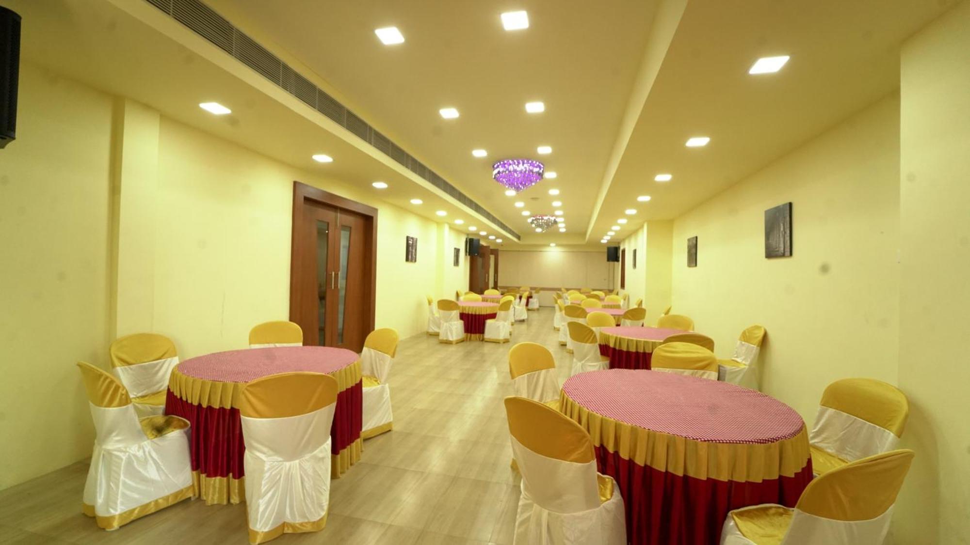 Kfour Apartment & Hotels Private Limited Madurai Exterior photo